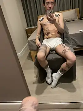 iyy2004 online show from 01-29-25, 10:22