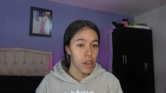 Snapshot of stephania_t chatting on 06-16-26, 02:41 stephania t online show from 06-16-26, 02:41