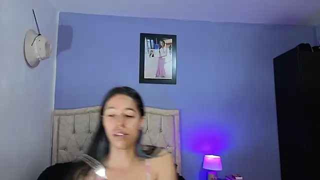 Snapshot of stephania_t chatting on 06-17-26, 02:51 stephania t online show from 06-17-26, 02:51