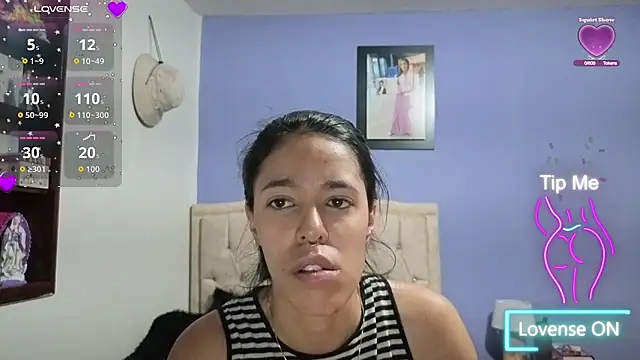Snapshot of stephania_t chatting on 06-25-26, 03:05 stephania t online show from 06-25-26, 03:05
