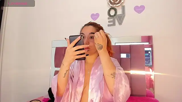 Alba Grey online show from 12-05-25, 03:48