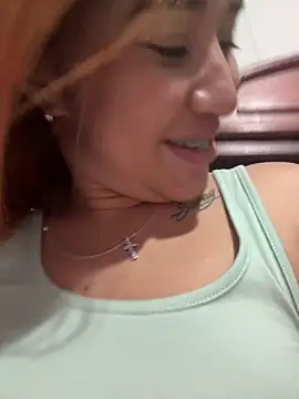 Alba Grey online show from 12-17-25, 04:40