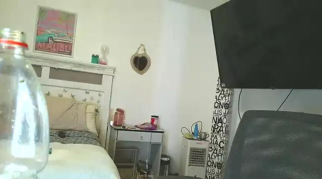 Snapshot of italianlatindream chatting on 12-06-24, 01:40 italianlatindream online show from 12-06-24, 01:40