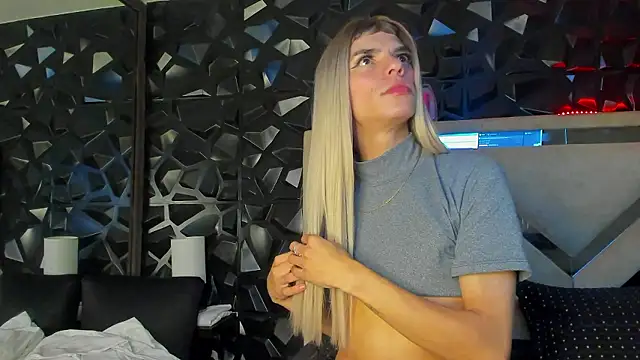 maxx steell  online show from 12-04-24, 08:45