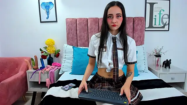 Snapshot of AsshleySweet chatting on 03-18-25, 07:53 AsshleySweet online show from 03-18-25, 07:53