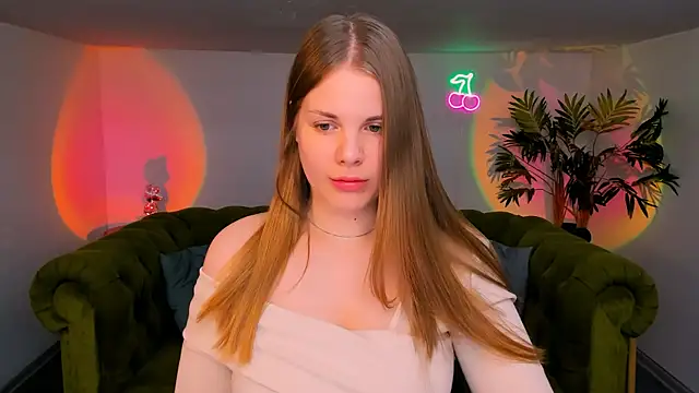 holy kitty online show from 10-08-25, 06:11