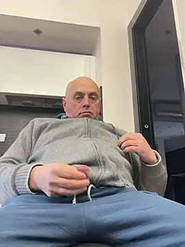 pantomax online show from 02-18-25, 01:44