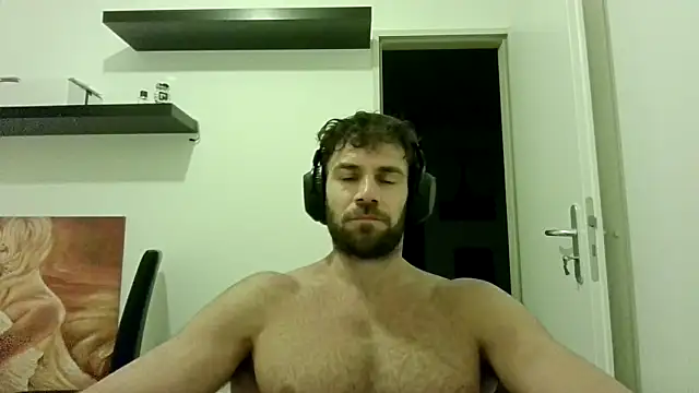 Snapshot of alpha-hunk chatting on 09-26-25, 07:18 alpha-hunk online show from 09-26-25, 07:18