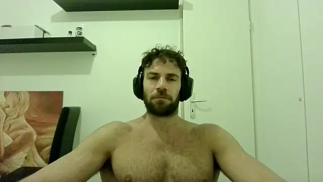 Snapshot of alpha-hunk chatting on 09-30-25, 07:08 alpha-hunk online show from 09-30-25, 07:08