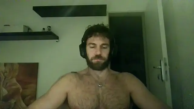 Snapshot of alpha-hunk chatting on 11-02-25, 09:39 alpha-hunk online show from 11-02-25, 09:39