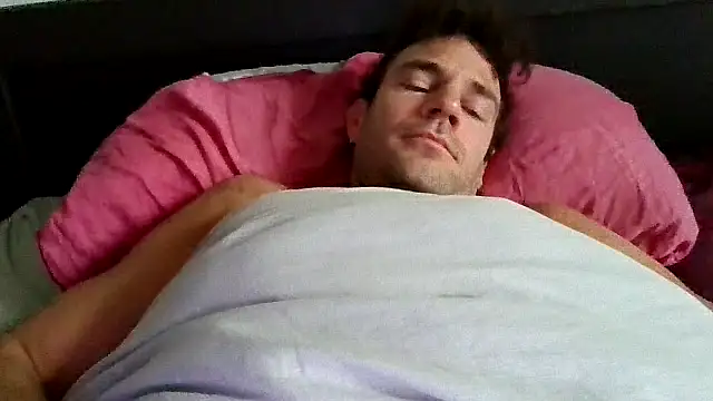 Snapshot of alpha-hunk chatting on 11-08-25, 09:09 alpha-hunk online show from 11-08-25, 09:09