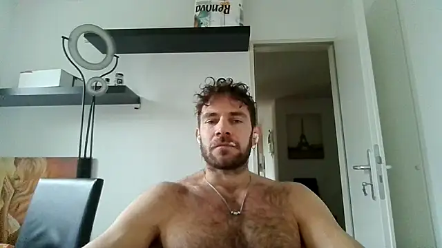 Snapshot of alpha-hunk chatting on 12-01-25, 11:37 alpha-hunk online show from 12-01-25, 11:37