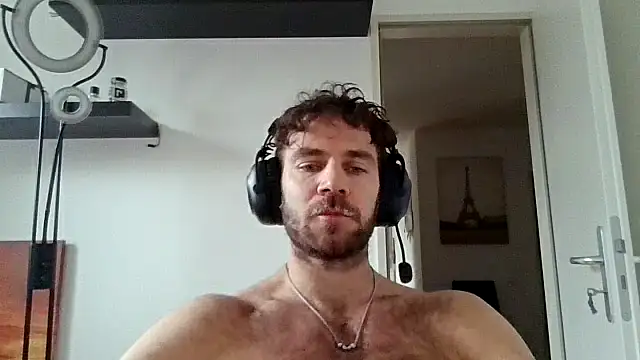 Snapshot of alpha-hunk chatting on 12-04-25, 11:30 alpha-hunk online show from 12-04-25, 11:30