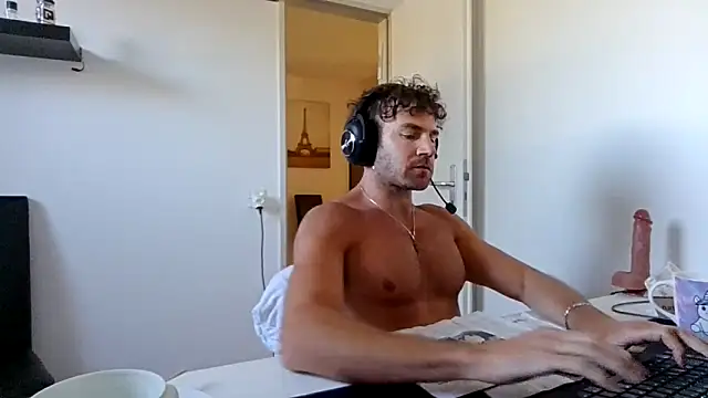 alpha-hunk online show from 05-01-26, 01:59
