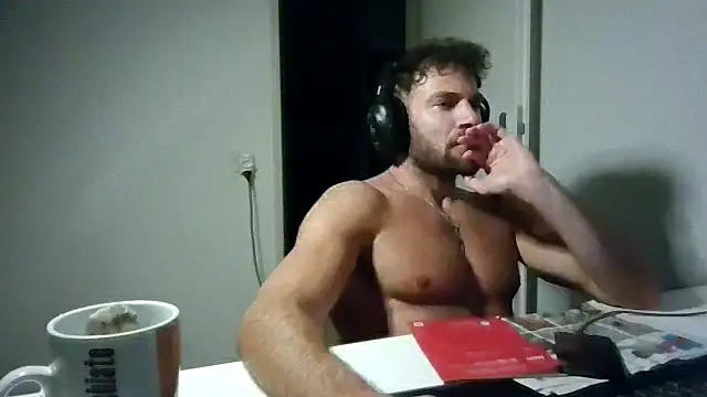 Snapshot of alpha-hunk chatting on 06-10-26, 08:52 alpha-hunk online show from 06-10-26, 08:52