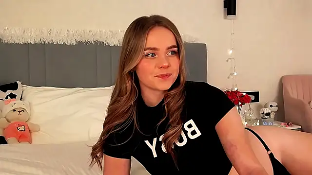 SIlviaBeyt online show from 10-29-25, 08:43