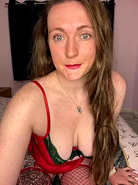 BustyBonnieUK online show from 12-18-25, 10:43