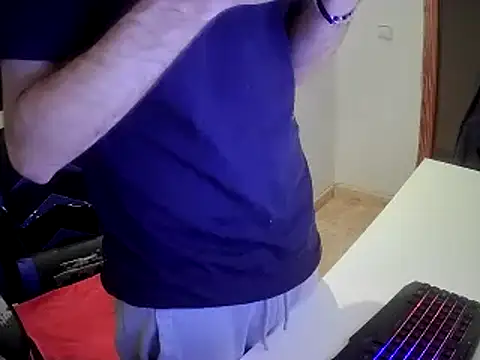 Snapshot of Murcianito chatting on 01-10-25, 07:32 Murcianito online show from 01-10-25, 07:32