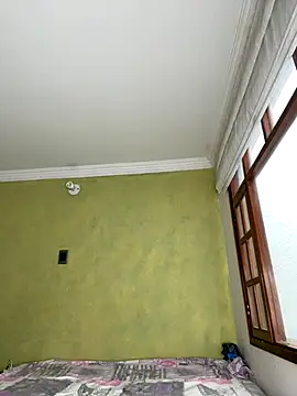 aurora divine online show from 10-31-25, 01:01