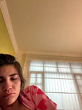 aurora divine online show from 12-20-25, 01:07