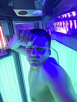 Snapshot of GotItGoin chatting on 09-29-25, 01:05 GotItGoin online show from 09-29-25, 01:05