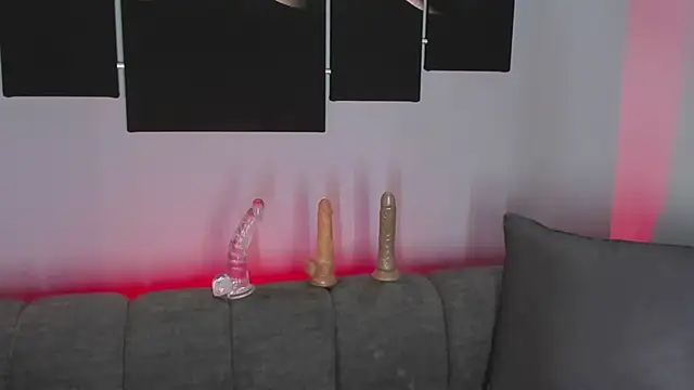 Snapshot of maddy_walker chatting on 12-07-24, 08:16 maddy walker online show from 12-07-24, 08:16