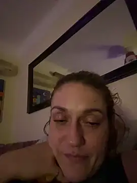 Snapshot of _linarose chatting on 12-13-24, 12:31 linarose online show from 12-13-24, 12:31