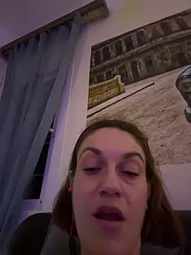 Snapshot of _linarose chatting on 12-20-24, 11:16 linarose online show from 12-20-24, 11:16