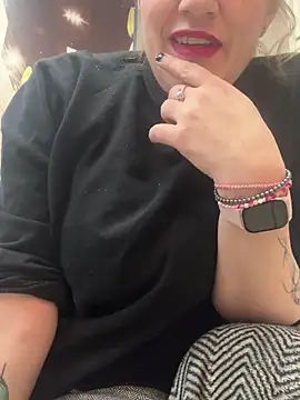 Snapshot of _linarose chatting on 01-20-25, 08:40 linarose online show from 01-20-25, 08:40