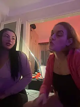 Snapshot of _linarose chatting on 01-21-25, 06:55 linarose online show from 01-21-25, 06:55