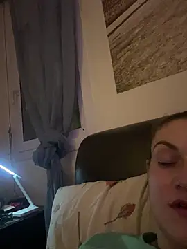 Snapshot of _linarose chatting on 02-24-25, 10:36 linarose online show from 02-24-25, 10:36