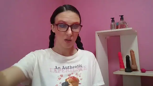 LolaBoobs online show from 02-15-26, 06:54