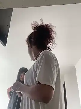 Snapshot of zahrivk1 chatting on 03-12-25, 07:38 zahrivk1 online show from 03-12-25, 07:38