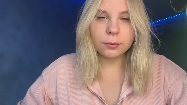 Thalia  Star online show from 12-16-25, 08:52