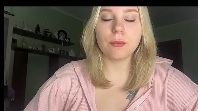 Thalia  Star online show from 03-20-26, 05:23