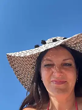 Snapshot of -OLYA- chatting on 06-03-26, 02:33 -OLYA- online show from 06-03-26, 02:33