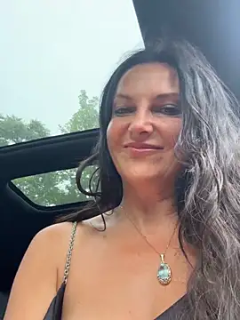 Snapshot of -OLYA- chatting on 06-08-26, 06:08 -OLYA- online show from 06-08-26, 06:08