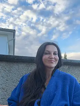 Snapshot of -OLYA- chatting on 06-11-26, 06:39 -OLYA- online show from 06-11-26, 06:39