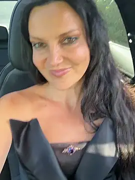 Snapshot of -OLYA- chatting on 06-14-26, 04:42 -OLYA- online show from 06-14-26, 04:42