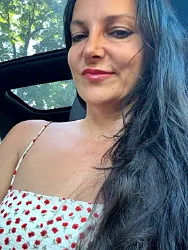 Snapshot of -OLYA- chatting on 06-19-26, 06:07 -OLYA- online show from 06-19-26, 06:07