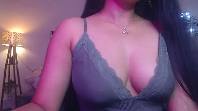 Zonayesha online show from 10-31-25, 11:33