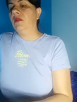 Snapshot of rrosevicky chatting on 03-27-26, 05:24 rrosevicky online show from 03-27-26, 05:24