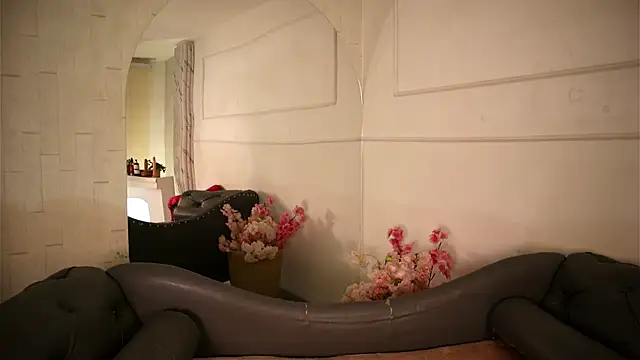 Alyssa jones online show from 05-15-26, 03:35