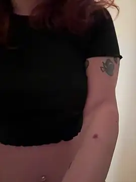 Snapshot of Nala_95 chatting on 03-01-25, 06:32 Nala 95 online show from 03-01-25, 06:32