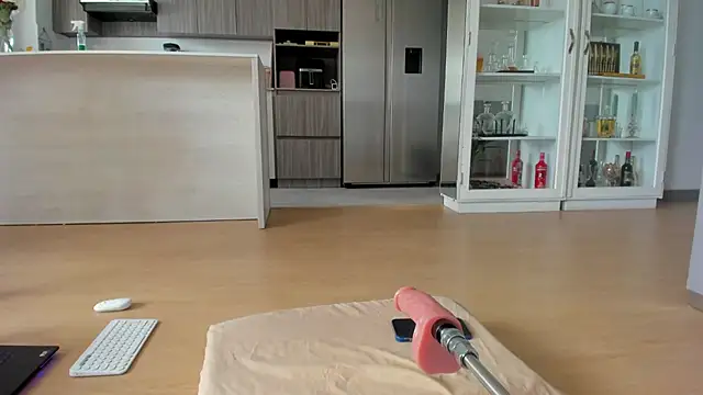 Snapshot of laupalacio777 chatting on 09-17-25, 05:25 laupalacio777 online show from 09-17-25, 05:25