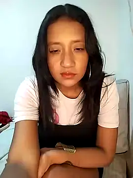 cami victoria online show from 03-19-25, 07:06