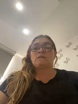 AntonellaAlondra4 online show from 02-11-25, 07:16