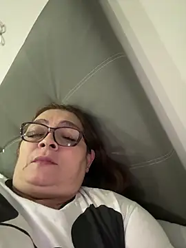 AntonellaAlondra4 online show from 09-10-25, 04:12