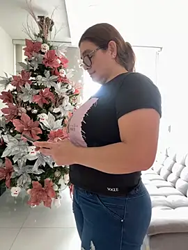 AntonellaAlondra4 online show from 12-02-25, 03:29