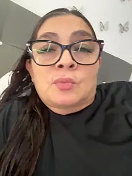 AntonellaAlondra4 online show from 05-22-26, 06:02